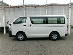 ハイエースバン DX 4WD 3ニン