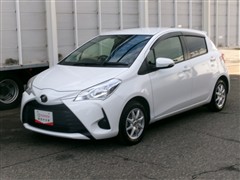 トヨタ ヴィッツ F