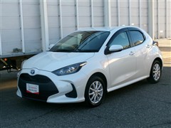 トヨタ ヤリス HEV X 4WD