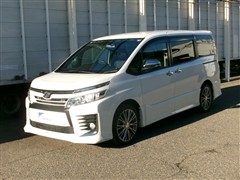 ヴォクシー ZSキラメキ 7ニン