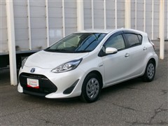 トヨタ アクア S スタイルブラック