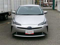 プリウス A プレミアム 4WD