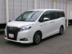 トヨタ エスクァイア GI HEV 7ニン