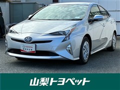 トヨタ プリウス S