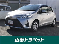 トヨタ　ヴィッツ HV F セーフティED
