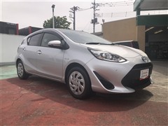 アクア S スタイルブラック