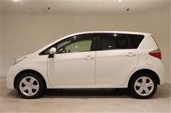 ラクティス X 4WD