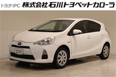 トヨタ アクア G
