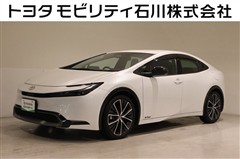 トヨタ プリウス Z 4WD