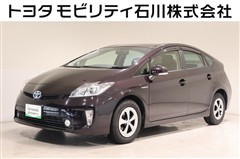 プリウス S