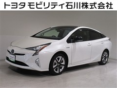 トヨタ プリウスSセーフティプラスツートーン