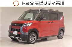 三菱 デリカミニ T プレミアム 4WD
