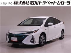 トヨタ　プリウスPHV S