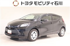 トヨタ アクア X