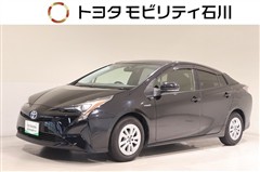 プリウス S
