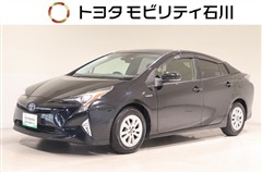 プリウス S