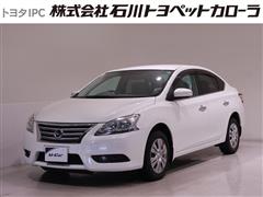 日産 シルフィ X