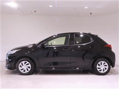 ヤリス ハイブリッド G