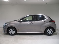 ヤリス ハイブリッド G