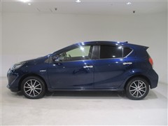 アクア S スタイルブラック