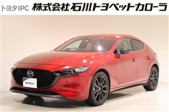 マツダ　MAZDA3  15S ブラックトーン