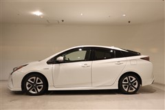 プリウス A ツーリングセレクション