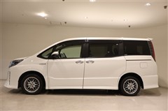 ノア ハイブリッド SI WXB2