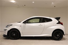 GRヤリス RS