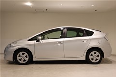 プリウス S LEDエディション