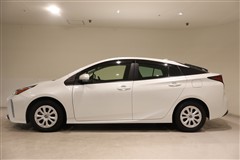 プリウス S セーフティプラス2