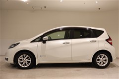 ノート E-パワー メダリスト