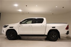 ハイラックス Z GR スポーツ