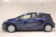 アクア S スタイルブラック