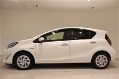 アクア S スタイルブラック