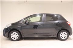 ヴィッツ ハイブリッド F