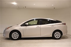 プリウス S セーフティプラス