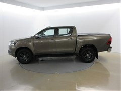 ハイラックス Z