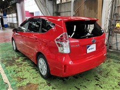 プリウスアルファ* S