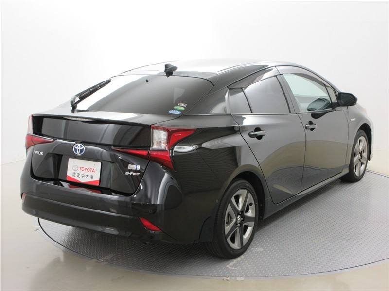 プリウス A ツーリングセレクション（143010604681）の中古車 | トヨタ