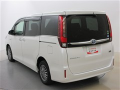 エスクァイア ハイブリッド XI