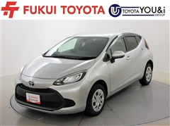 トヨタ アクア X