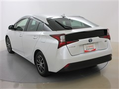 プリウス S セーフティプラス 2