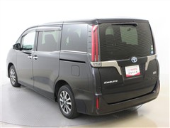 エスクァイアHV GIプレミアムBLテ