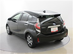 アクア S スタイルブラック