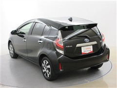 アクア S スタイルブラック