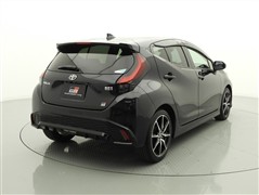 アクア GR スポーツ