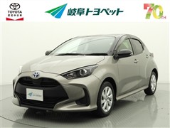 ヤリス ハイブリッド G