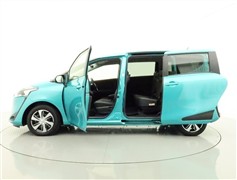 シエンタHV ファンベースG クエロ