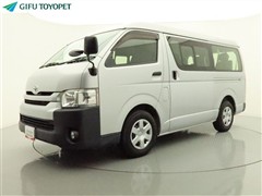 トヨタ　ハイエースワゴン DX