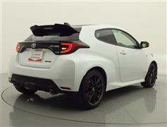 GRヤリス RZ ハイパフォーマンス